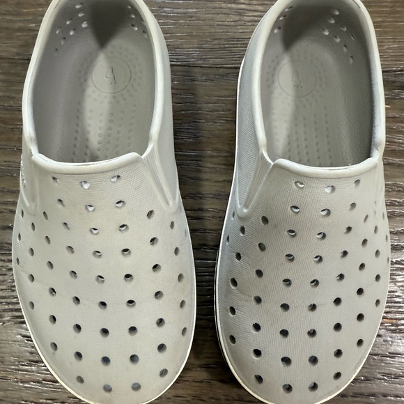 Native Other - Native Kids Shoes in Light Gray